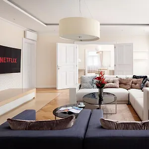  Apartment Revolucni Old Town