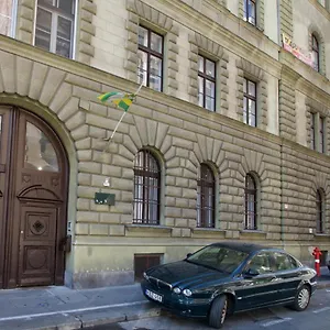 st-king-by-hi5-apartments.inbudapesthotels.com/